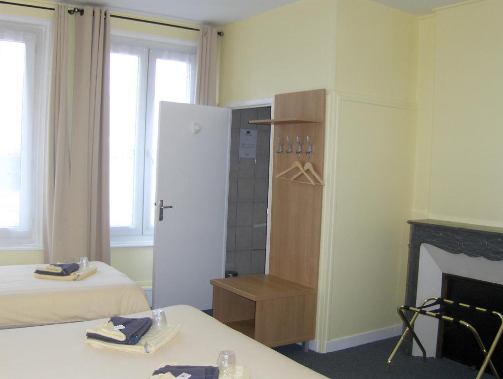 La Tour De Crecy Hotel Room photo