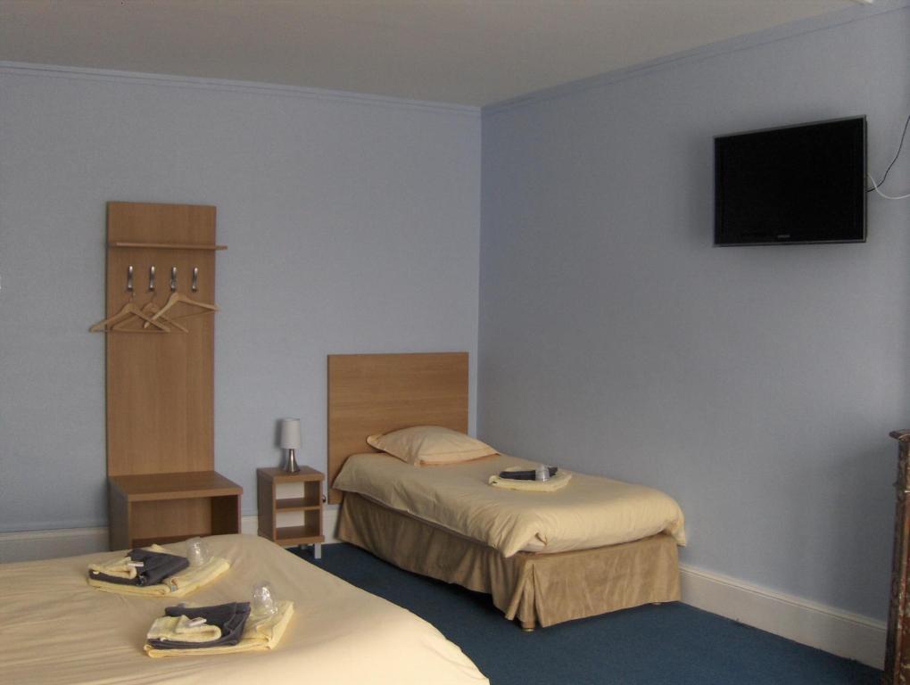 La Tour De Crecy Hotel Room photo
