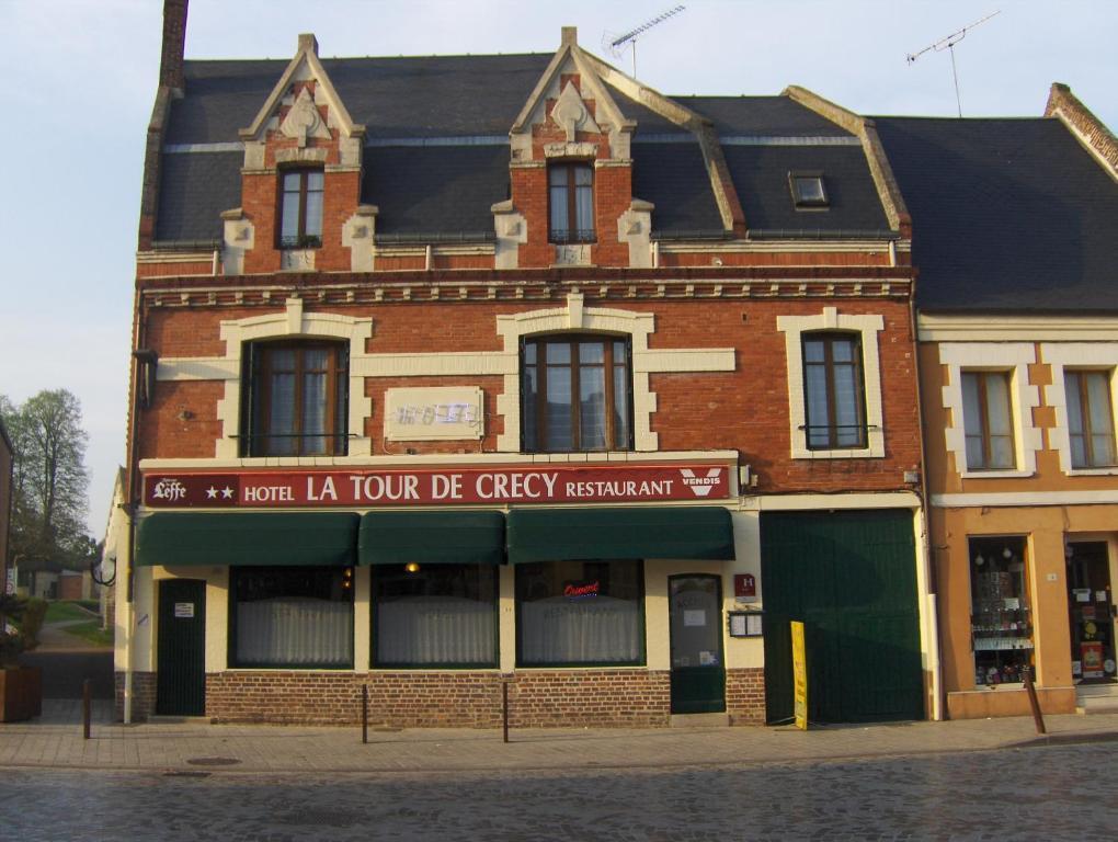 La Tour De Crecy Hotel Exterior photo